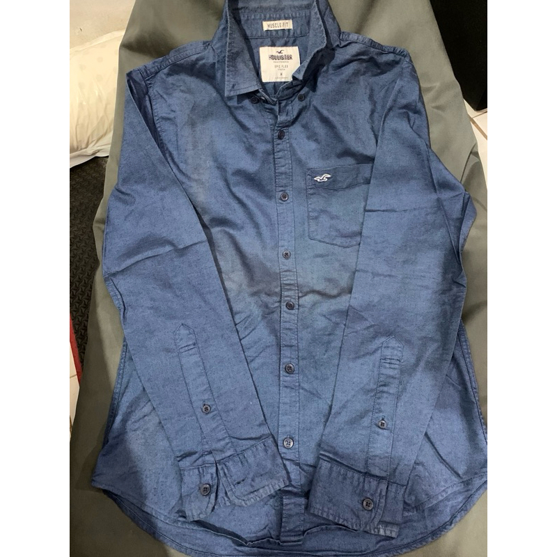 kemeja denim hollister