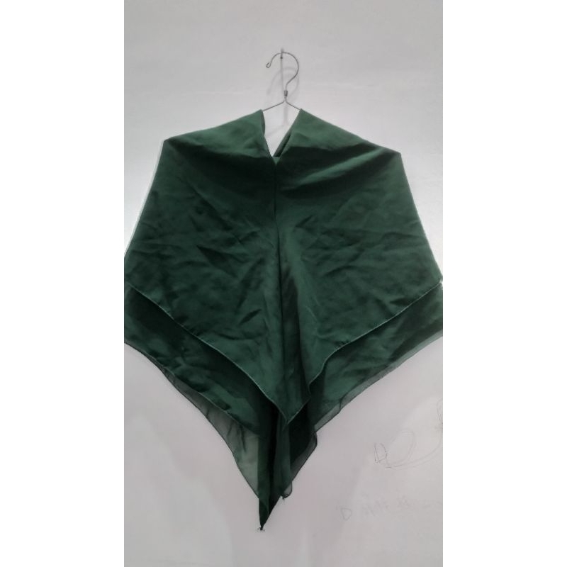 Kerudung Instan Hijab Instan hijau botol / hijau emerald