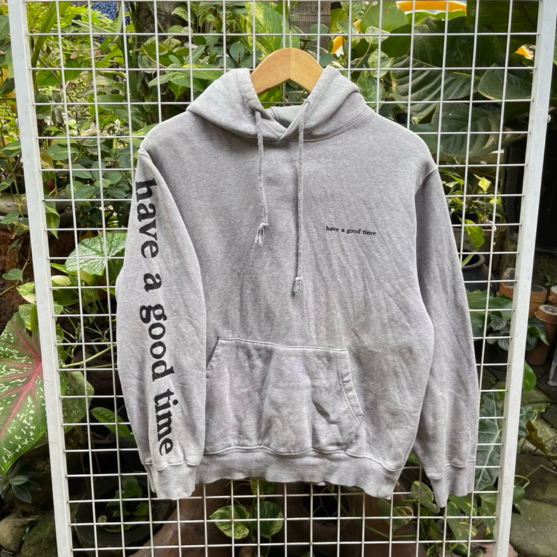 Hoodie Have A Good Time spellout second