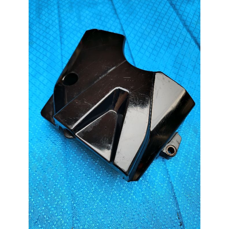 tutup gear Revo absolute / tutup gear depan Revo absolute