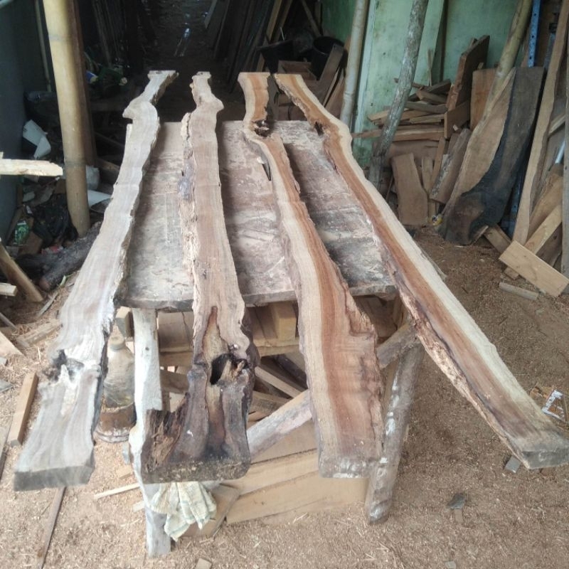 Kayu Jati Bolong Unik,  jati bolong korosif bahan meja resin