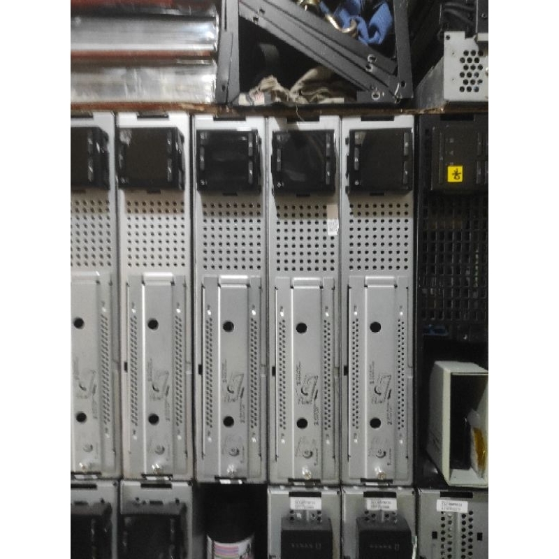 LAZEDIA - UPS APC SMC2200 Rackmount Rusak