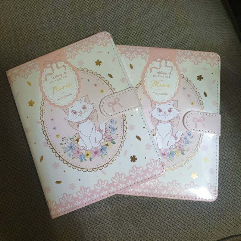 

Disney Aristocats Marie Cat Hard Cover Notebook Buku Agenda
