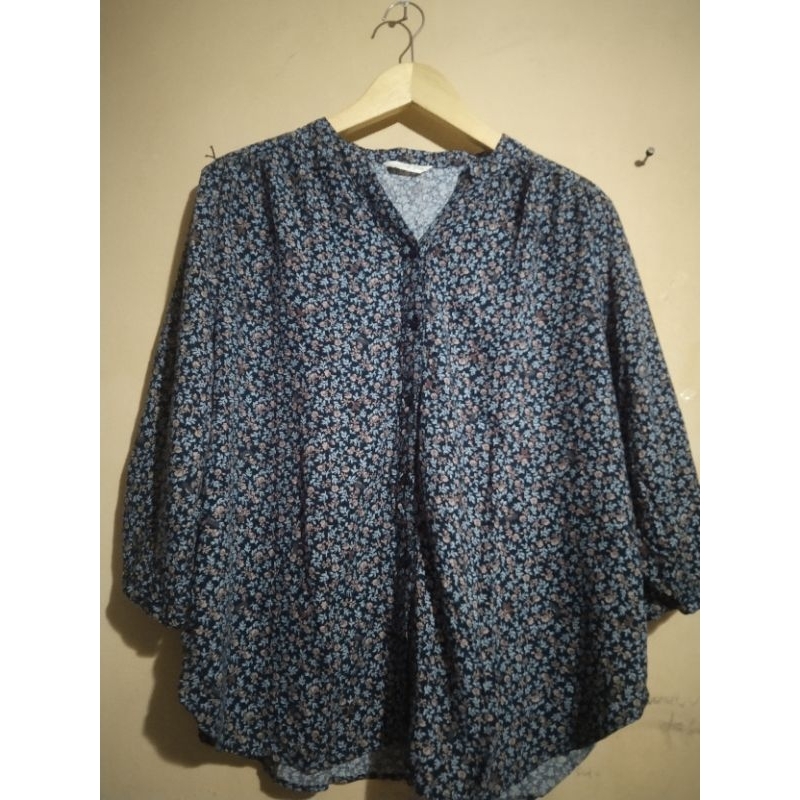 Blouse Thrift Rayon Motif Bunga