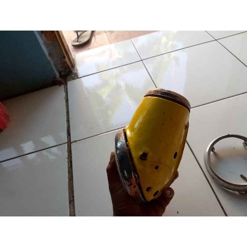 batok lampu yl1 bekas copotan lampu yl lampu win trill reflektor win bulan astra69 vanvan