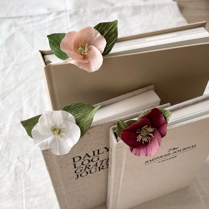 

Bookmark / Bookmark Aesthetic / Bookmark Buku / Bookmark Custom / HANDMADE FLOWER BOOKMARK