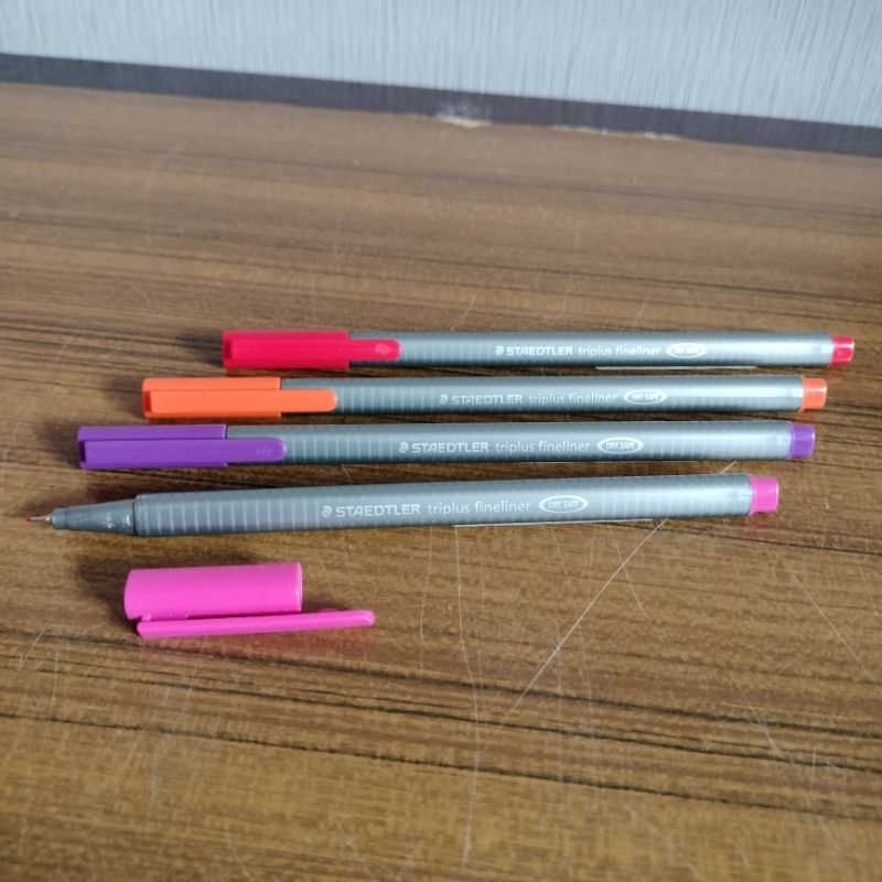 

Pulpen Warna Staedtler Triplus Fineliner (per 1 pcs)