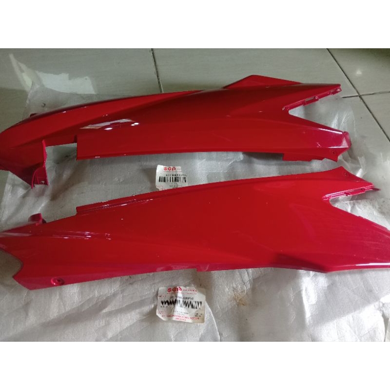 Cover frame cover body belakang merah Suzuki Nex karbu Nex fi original