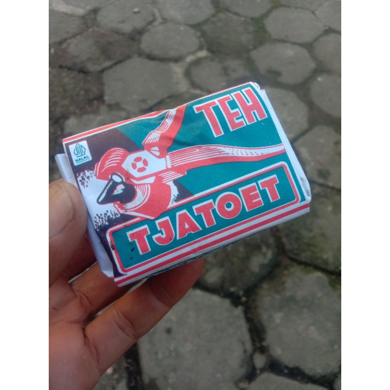 

teh serbuk cap tjatoet / catut biru 40gram