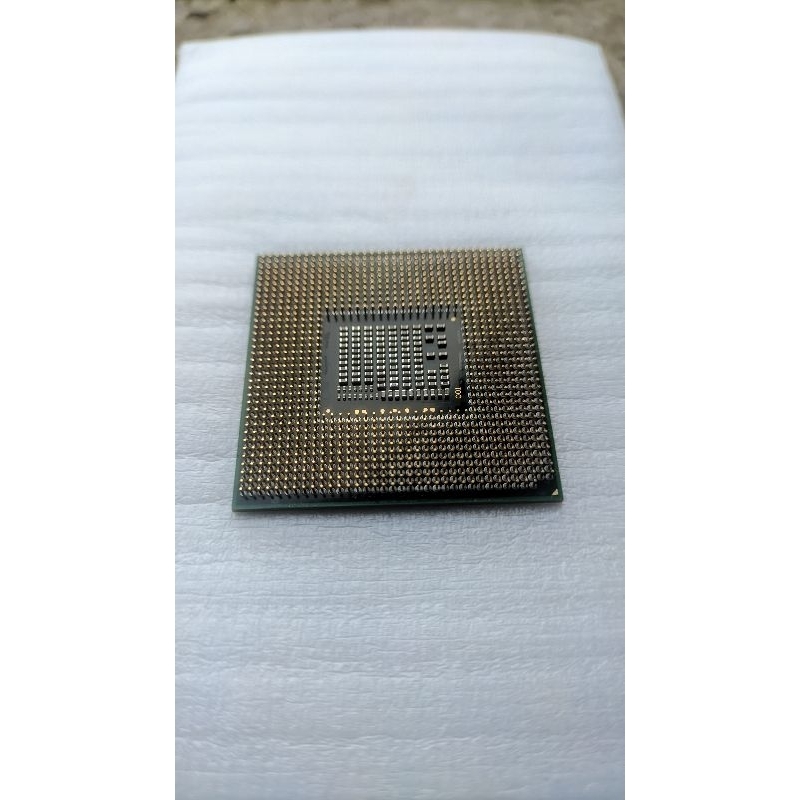 Processor Laptop i5-2450M CPU @ 2.50GHz Turbo Speed 3.1 GHz