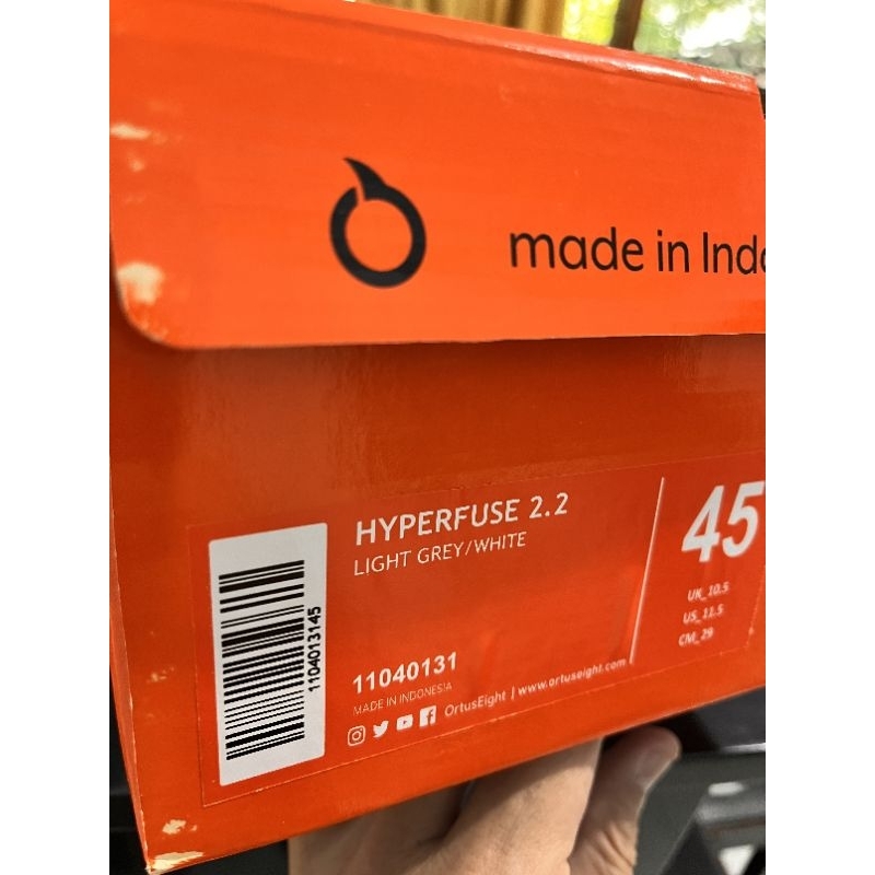 sepatu lari ortuseight