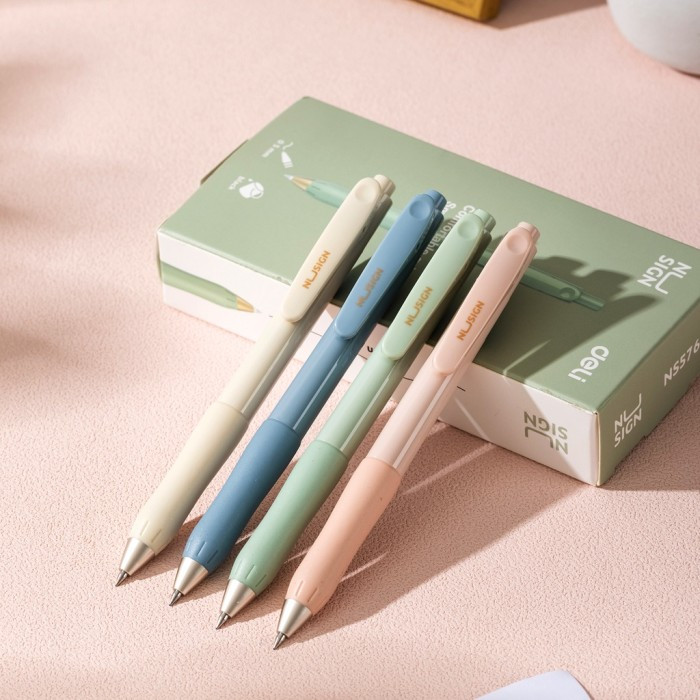 

DELI - PENA GEL / PULPEN GEL NS576-BK GEL 0.5M