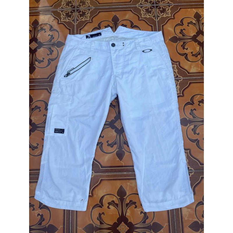 Celana ponggol oakley white second original