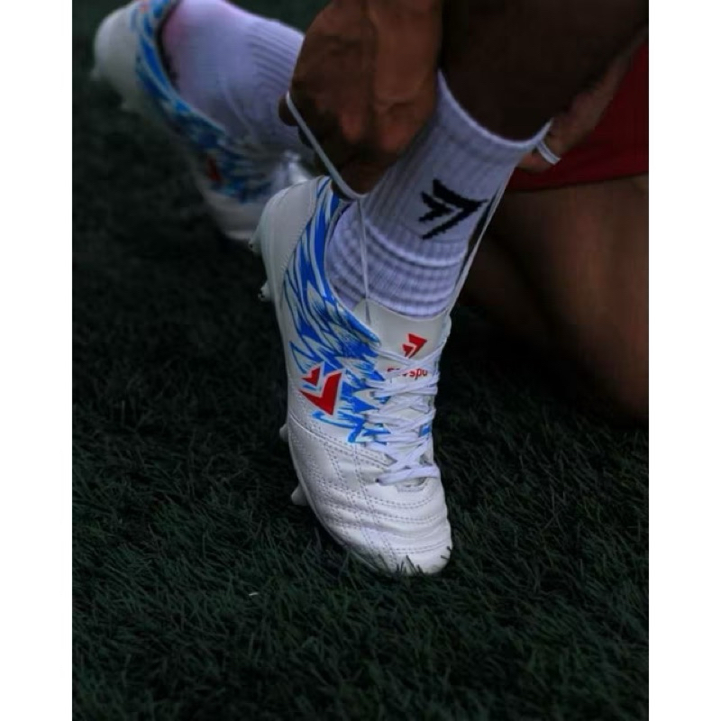 SEPATU SEPAK BOLA FOOTBALL ORIGINAL SEVSPO NL GARUDA FG ORIGINAL