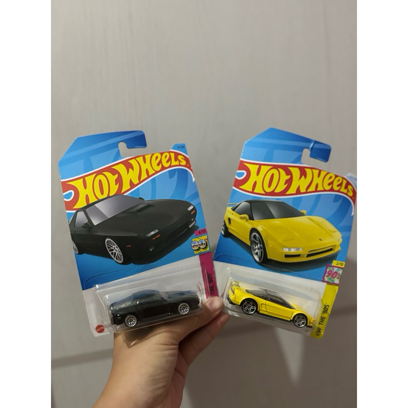 HOTWHEELS BUNDLING ‘90 Acura NSX & ‘89 Mazda Savanna RX-7 FC35