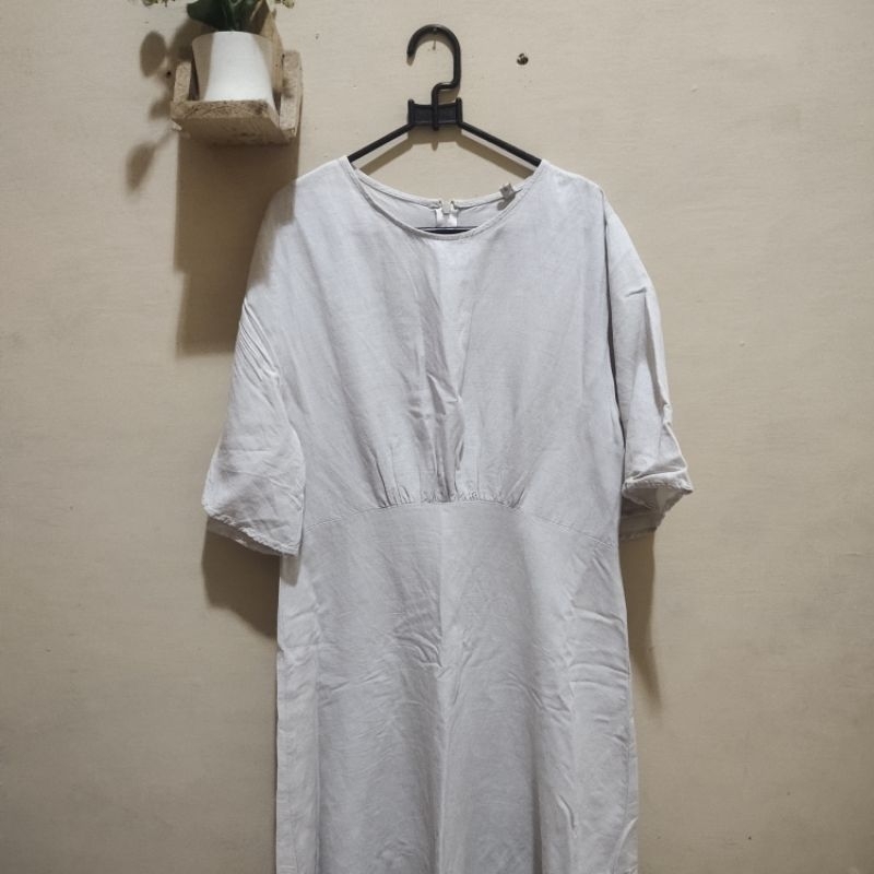 (PRELOVED) dress putih