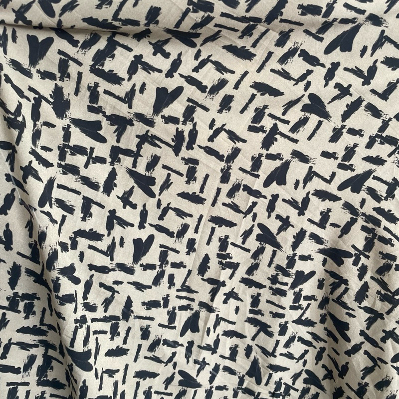kain silk sutra motif abstrak premium - kain satin sutra - kain silk luxury - kain silk style premiu