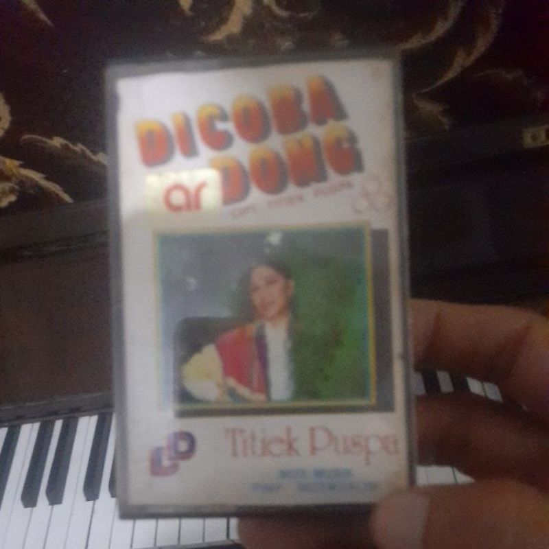 kaset pita titiek puspa dicoba dong