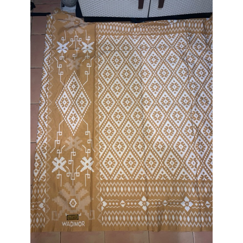 Sarung wadimor bekas second preloved