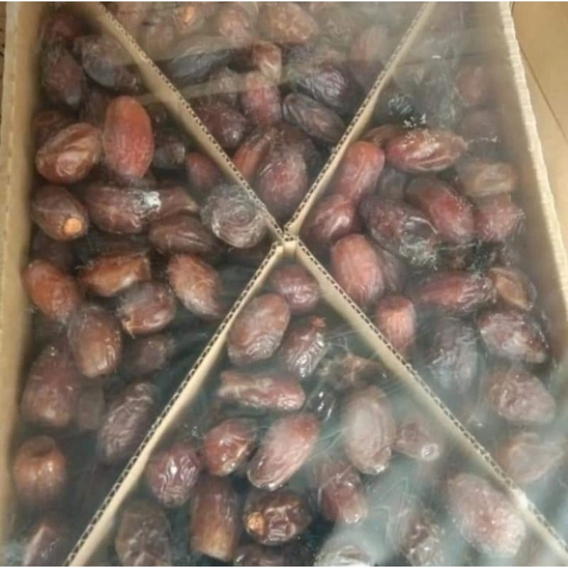 

kurma medjool 1kg jumbo