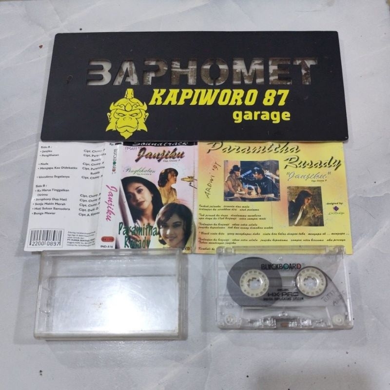 kaset pita PARAMITHA RUSADY,JANJIKU