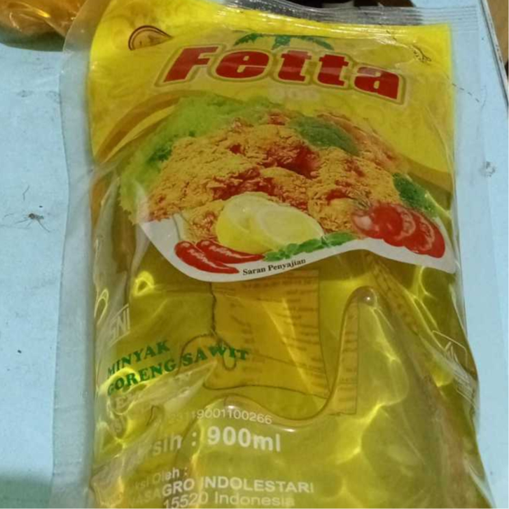 

Minyak FETTA Ukuran 900ml