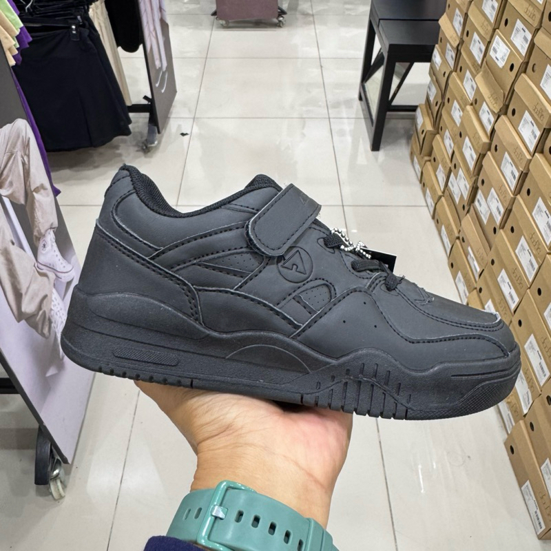 Sepatu Sekolah Anak Airwalk Diadora Original