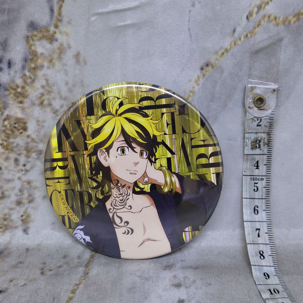 Tokyo Revengers Kazutora Hanemiya Pin Badge Bros Fortune Telling Luck 7 cm