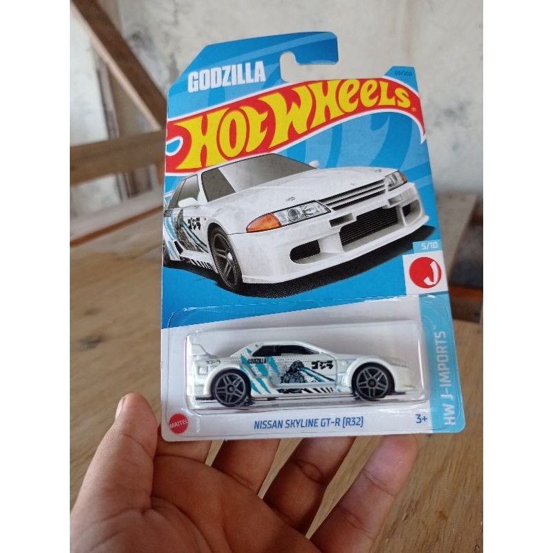 hotwheels Nissan skyline GT-R R32