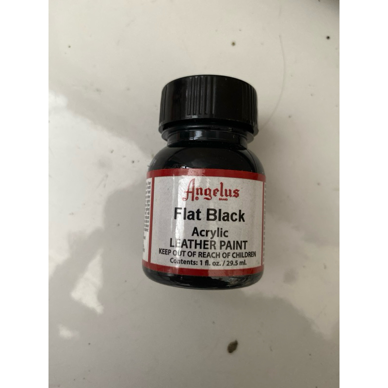 

Angelus acrylic leather paint 1 oz Flat Black