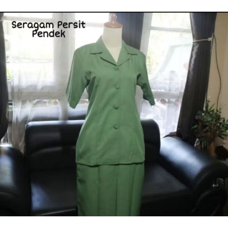 PSH PERSIT PENDEK SEMIWOL