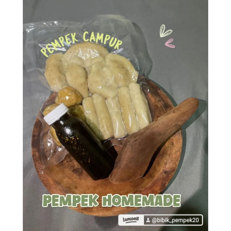 

pempek ikan homemade 15 pcs (campur,Lenjer,telur,Adaan)