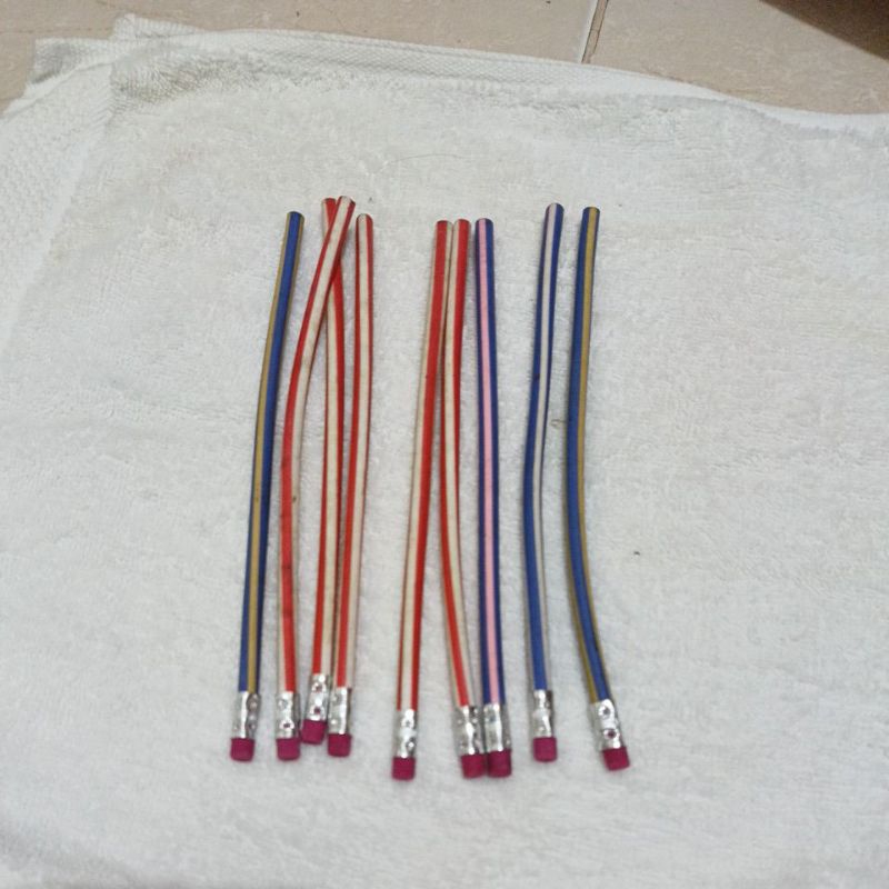 

pensil letoy unik