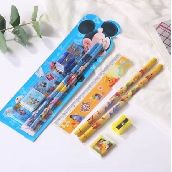 

MAWBELI [FREE STIKER] Set Stationery Anak 5in1 Mini Gift Paket Alat Tulis Lengkap Karakter Doraemon Hello Kitty Cars Girls Kekinian Imut Banget Hijau Biru Merah Pink Cocok Buat Mini Gift Anak-anak Dengan Karakter Yang Imut Gift Kado Hadiah Paket Menulis