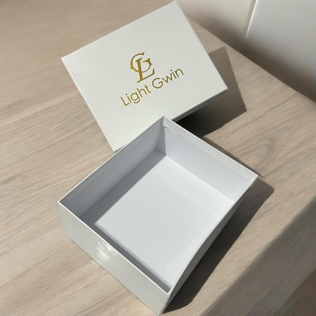 

BOX LIGHT GWIN PREMIUM ANTI PENYOK Untuk Kado Hampers Gift