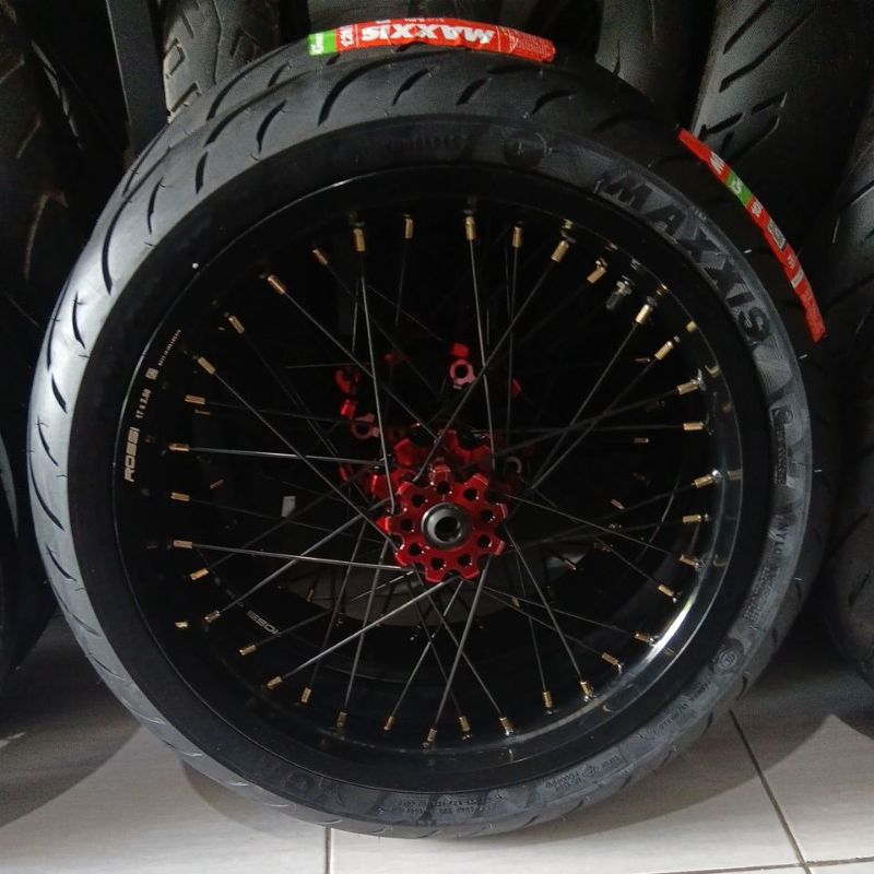 wellset supermoto pnp CRF150L 250/300-17 velg rossi