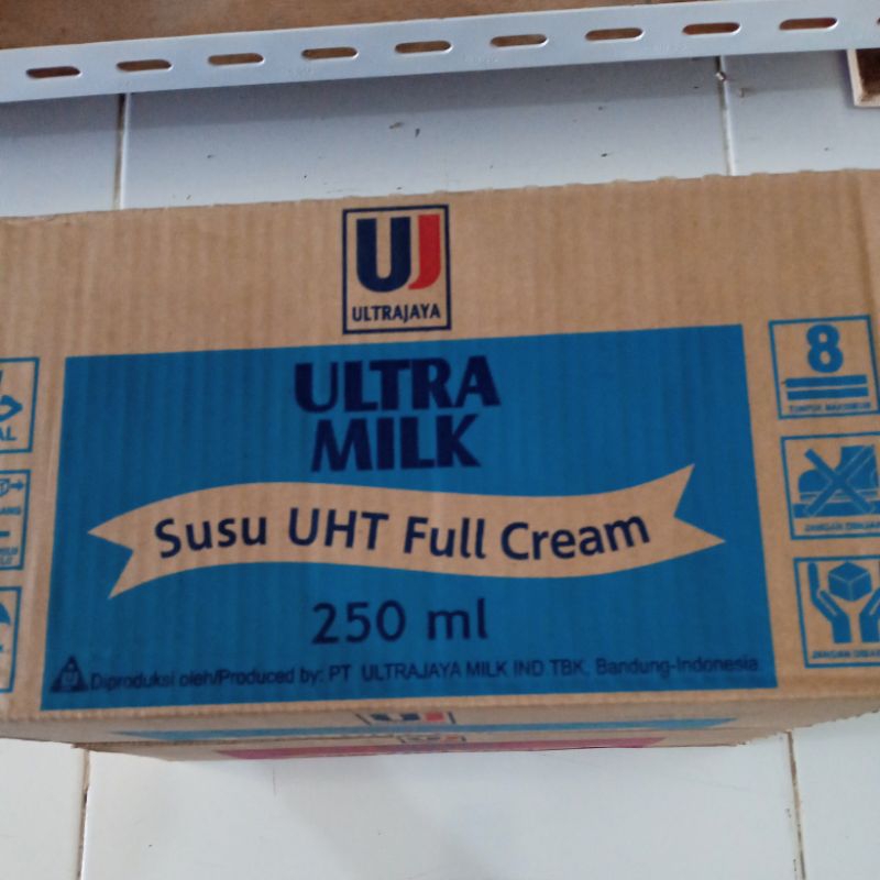 

ULTRA Milk 250 ml UHT Full Cream