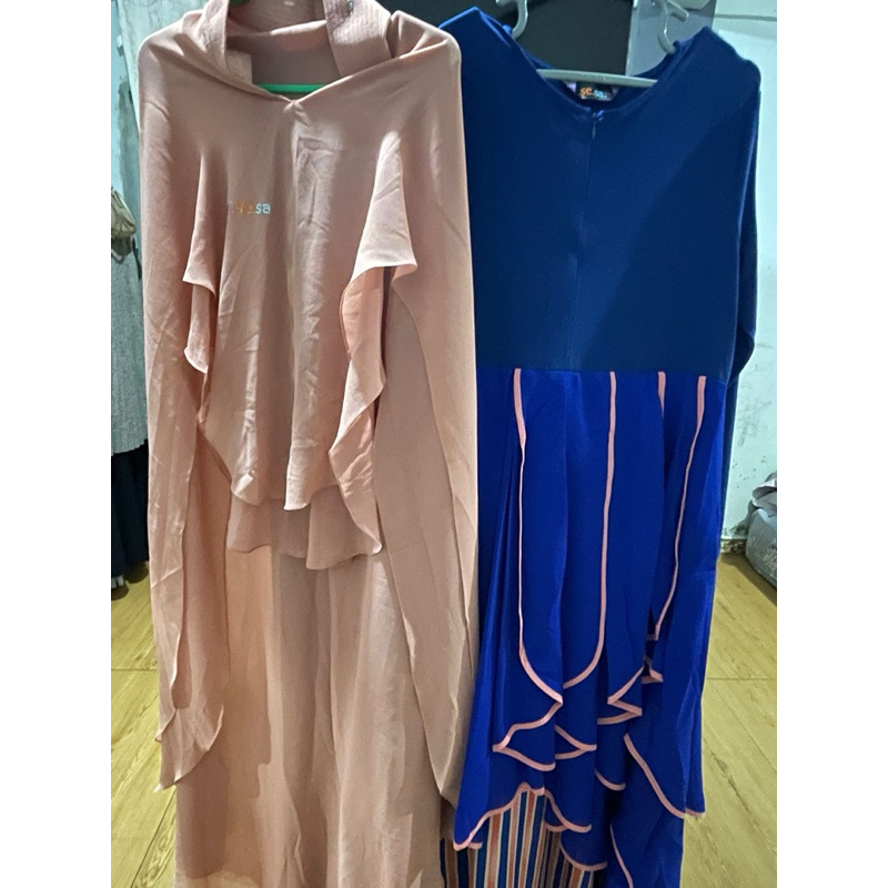 PRELOVED SISESA SET DRESS + KHIMAR