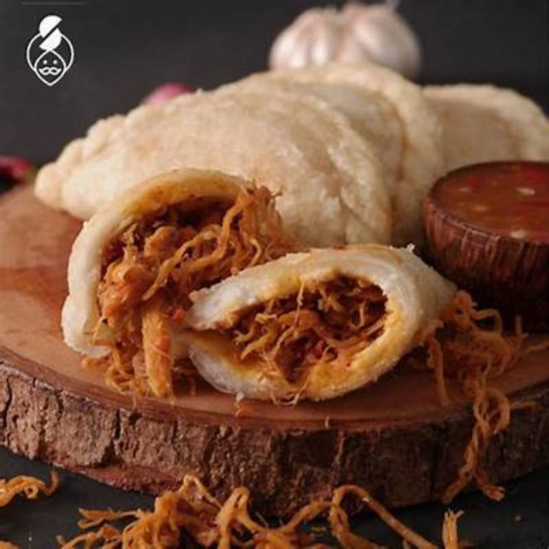

Cireng Isi Ayam Suwir Mercon