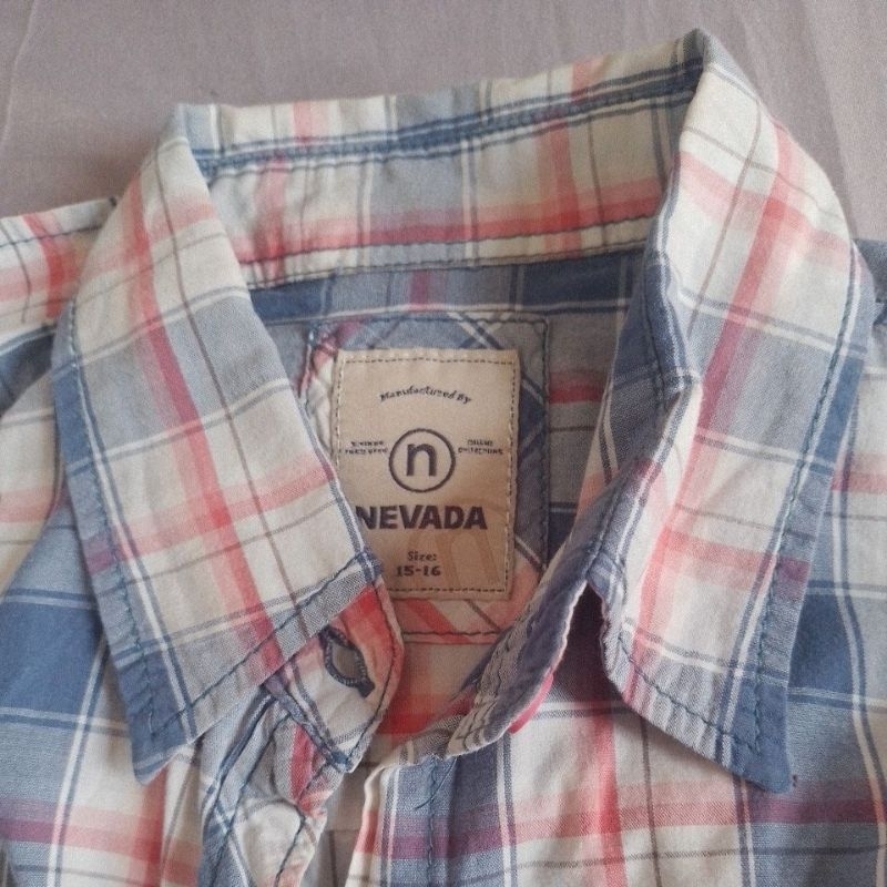 Kemeja wanita nevada motif kotak  (baca deskripsi produk)