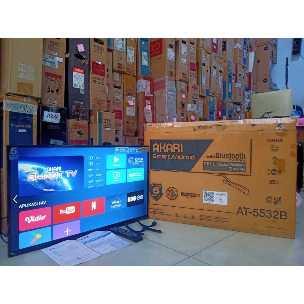TV LED AKARI SMART ANDROID YOUTUBE WIFI NETFLIX PLAYSTORE KONDISI MUWLUS 95% 4952