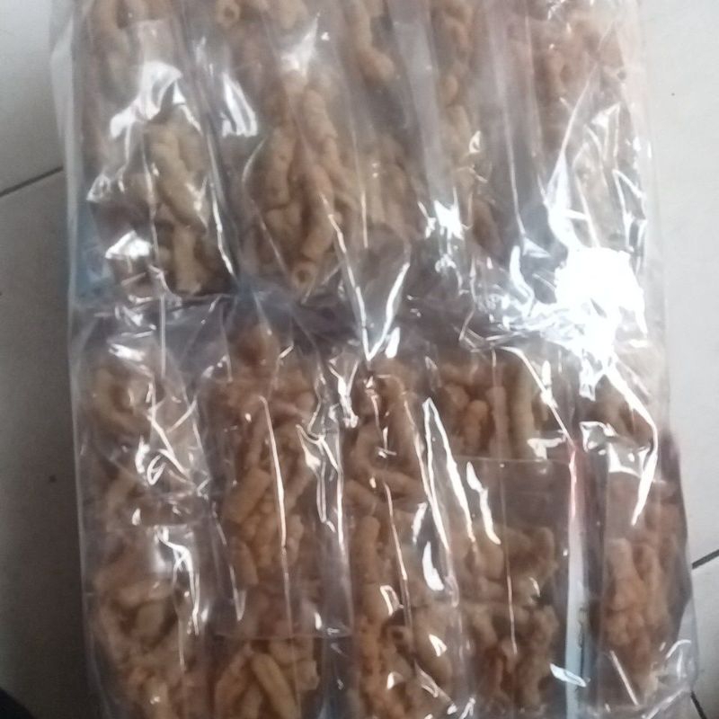 

kripik usus