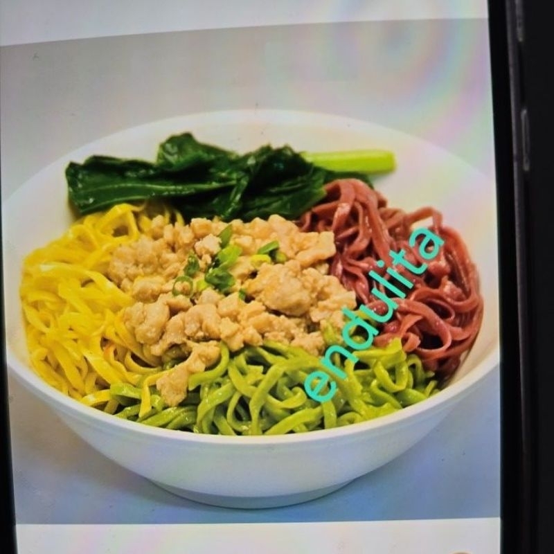 

Mie Pelangi Ayam Frozen