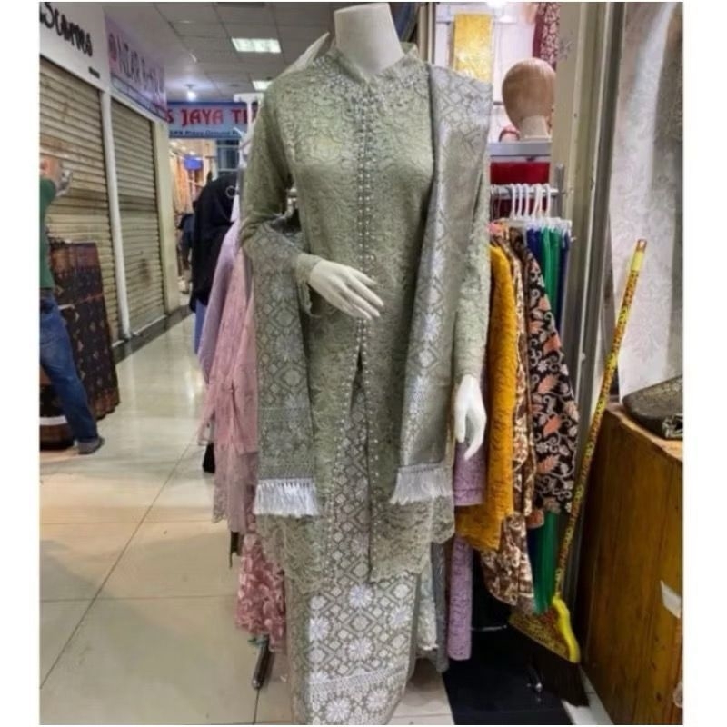 SETELAN KEBAYA BROKAT  IBU HAJAT KONDANGAN kebaya brukat hajat modern/TUNIK HANA  WISUDA//KEBAYA IBU
