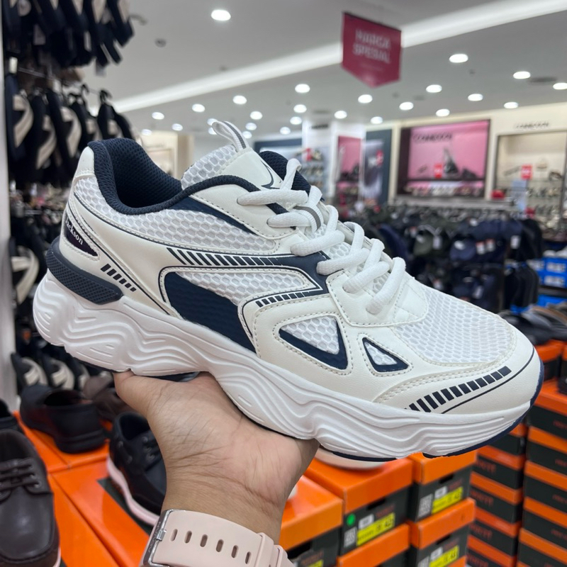 Sepatu sneakers Jackson | Sepatu casual pria jackson | Redo 1