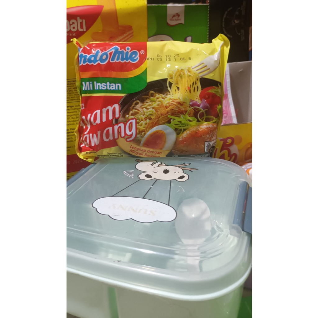 

Indomie rasa ayam bawang 1dus isi 40 pcs