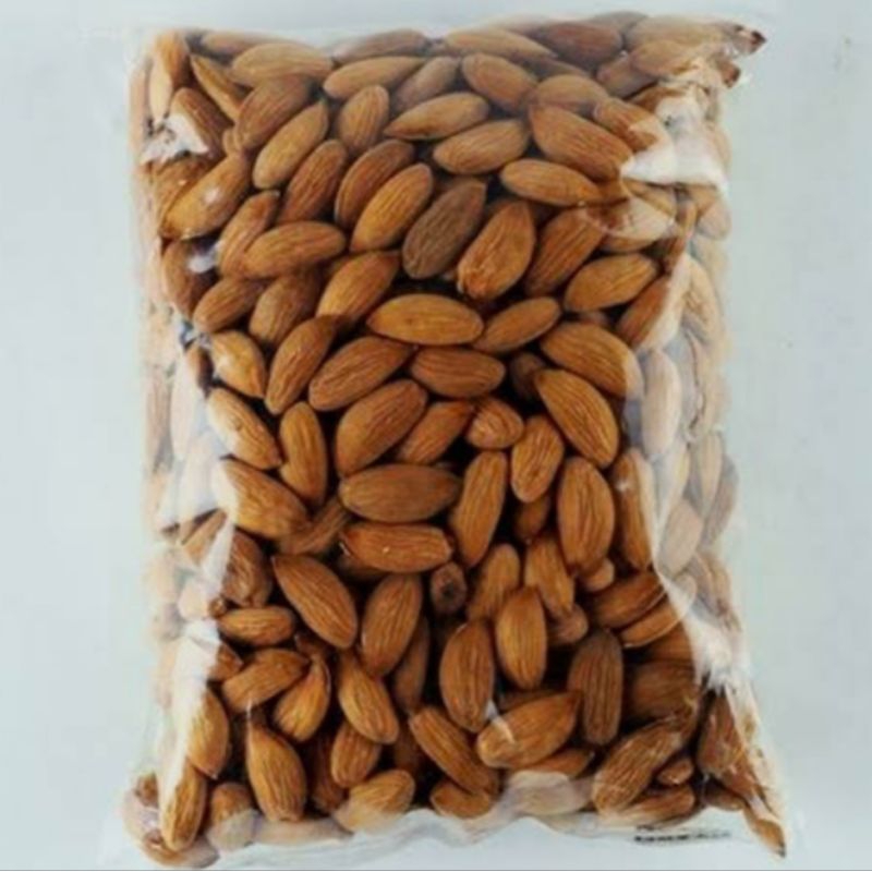 

kacang almond