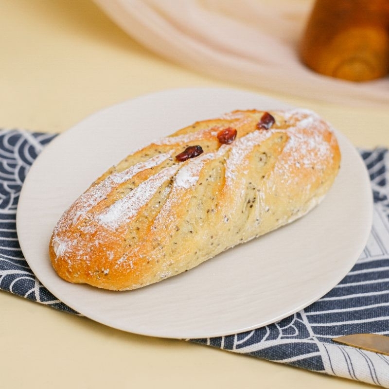 

Soft Sourdough Cranberry Cream Cheese | Sourdough | Cranberry Cream Cheese | Roti Sehat | Roti Keju
