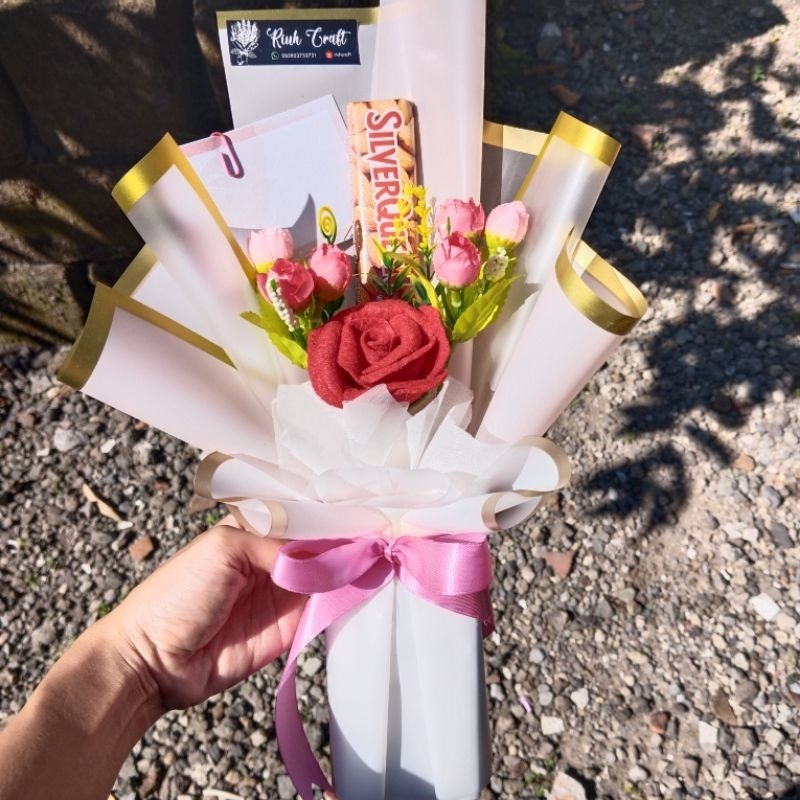 

Buket Bunga Silverqueen / Single Buket Silverqueen / Mini Buket Cokelat Silverqueen