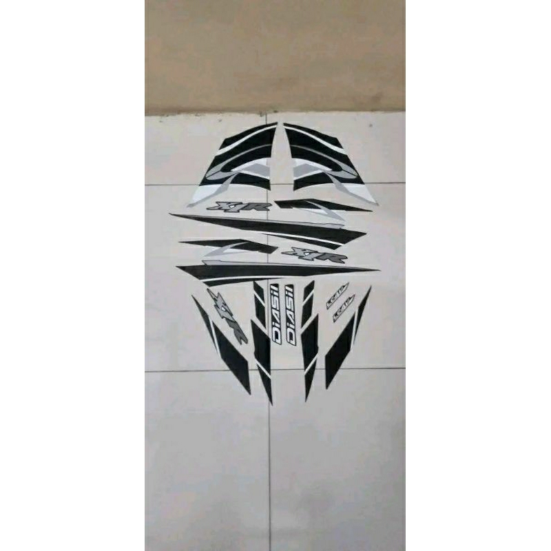 stripping/stripe Yamaha X1R copy